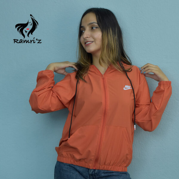 P204orange